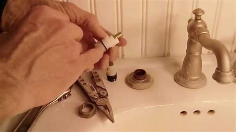 How to Install Bathtub Faucet Leaking From Handle Like a Pro?